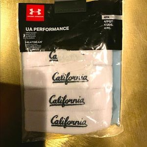 New Under Armour heatgear “California” wristbands 4pk